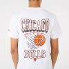 NEW ERA NBA CHICAGO BULLS BBALL HOOP GRAPHIC TEE WHITE