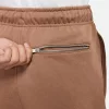 JORDAN ESSENTIALS STATEMENT FLEECE PANT ARCHAEO BROWN